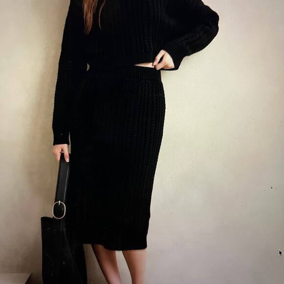 Banana Republic Dresses & Skirts - NWT Banana Republic Wool Blend Cable Midi Sweater Pencil Skirt Size M